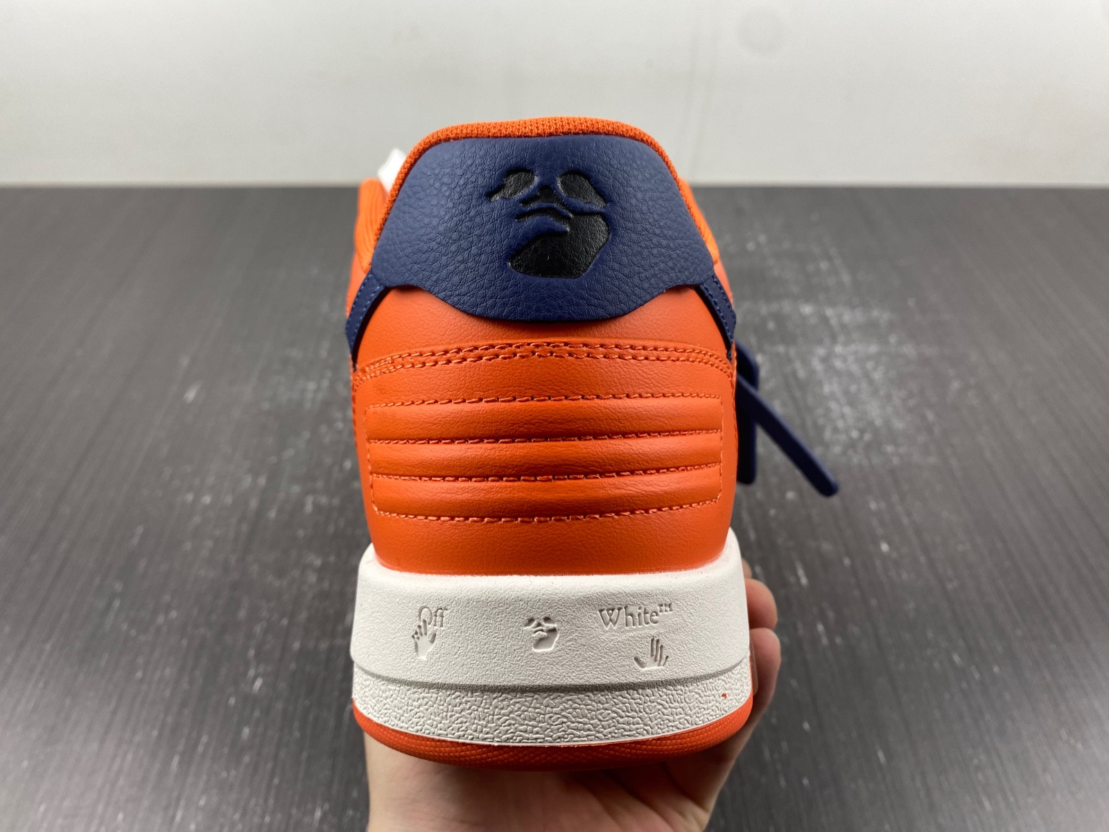 Off-White c/o Virgil Abloh