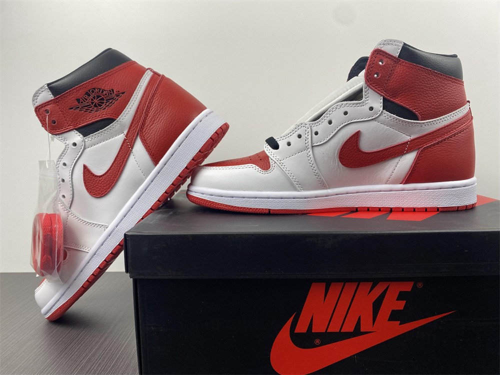 AIR JORDAN 1 RETRO HIGH OG HERITAGE 555088-161
