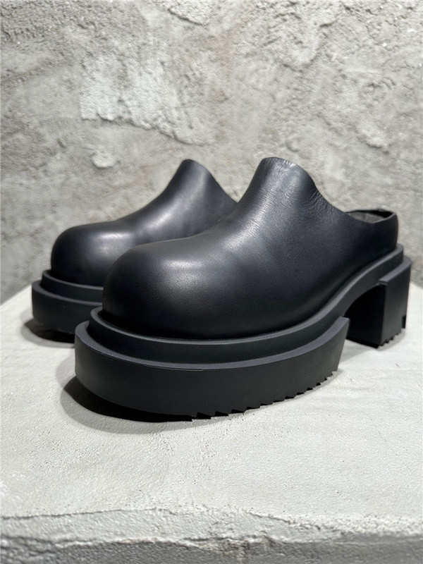 RICK 0WENS SNEAKERS