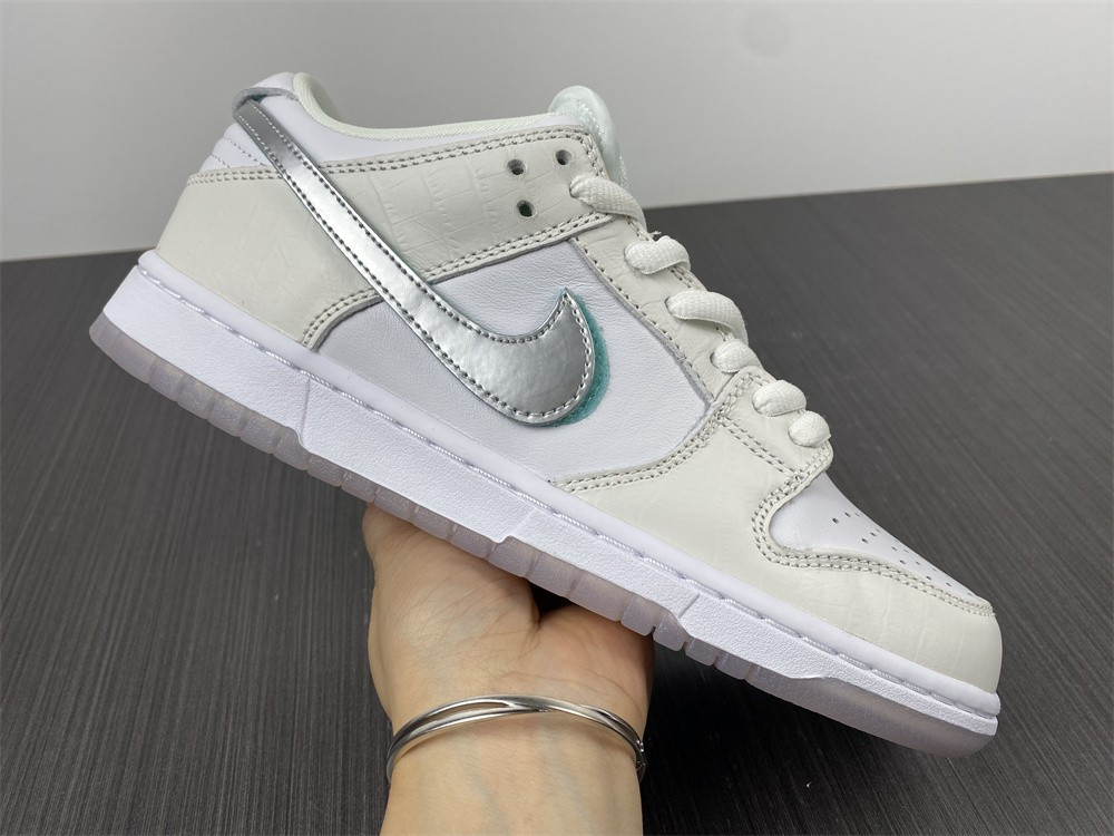 nike sb dunk low diamond S*pply co white diamond bv1310-100