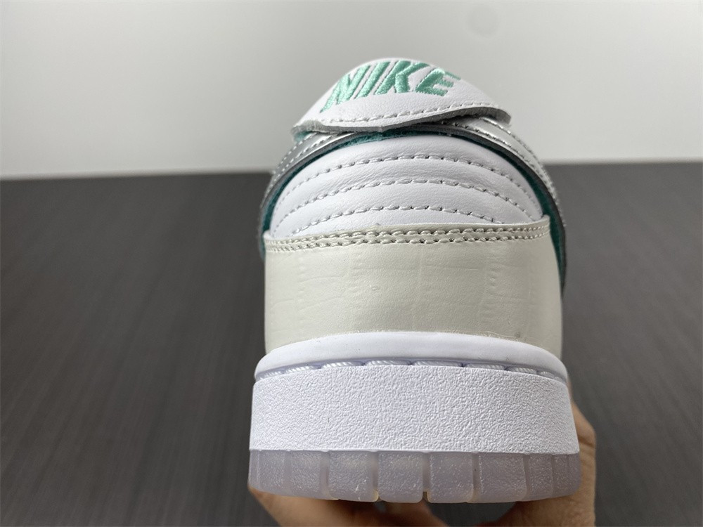 nike sb dunk low diamond S*pply co white diamond bv1310-100