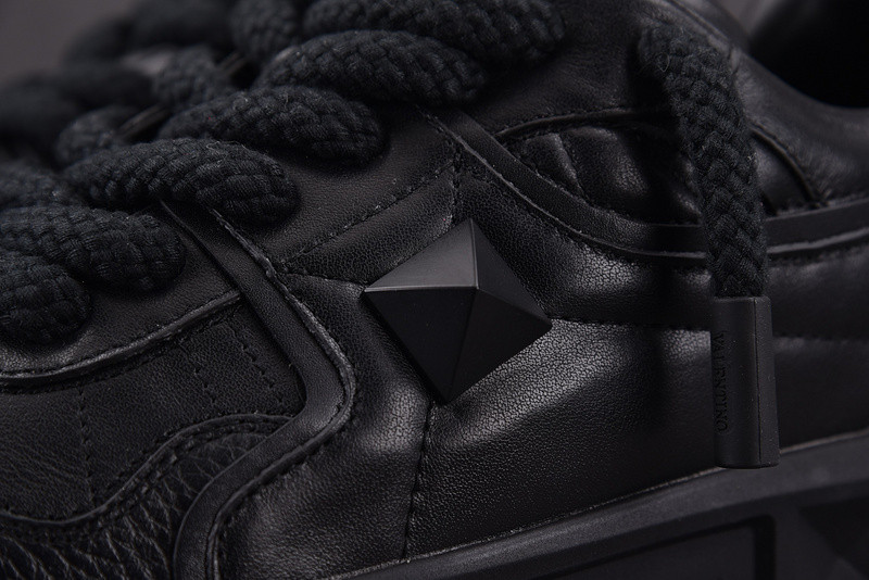 V*LENTINO SNEAKER