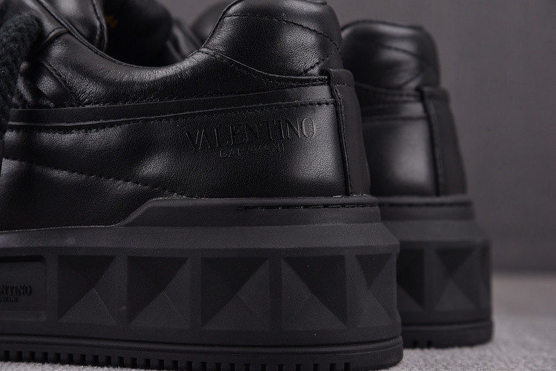 V*LENTINO SNEAKER