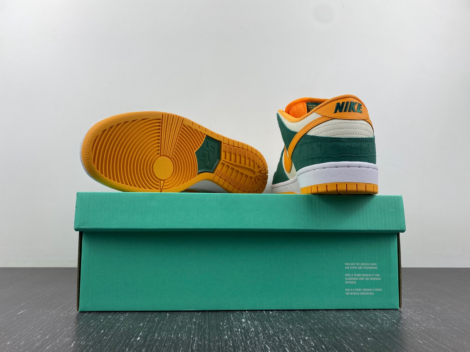 Nike Dunk Low Pro SB