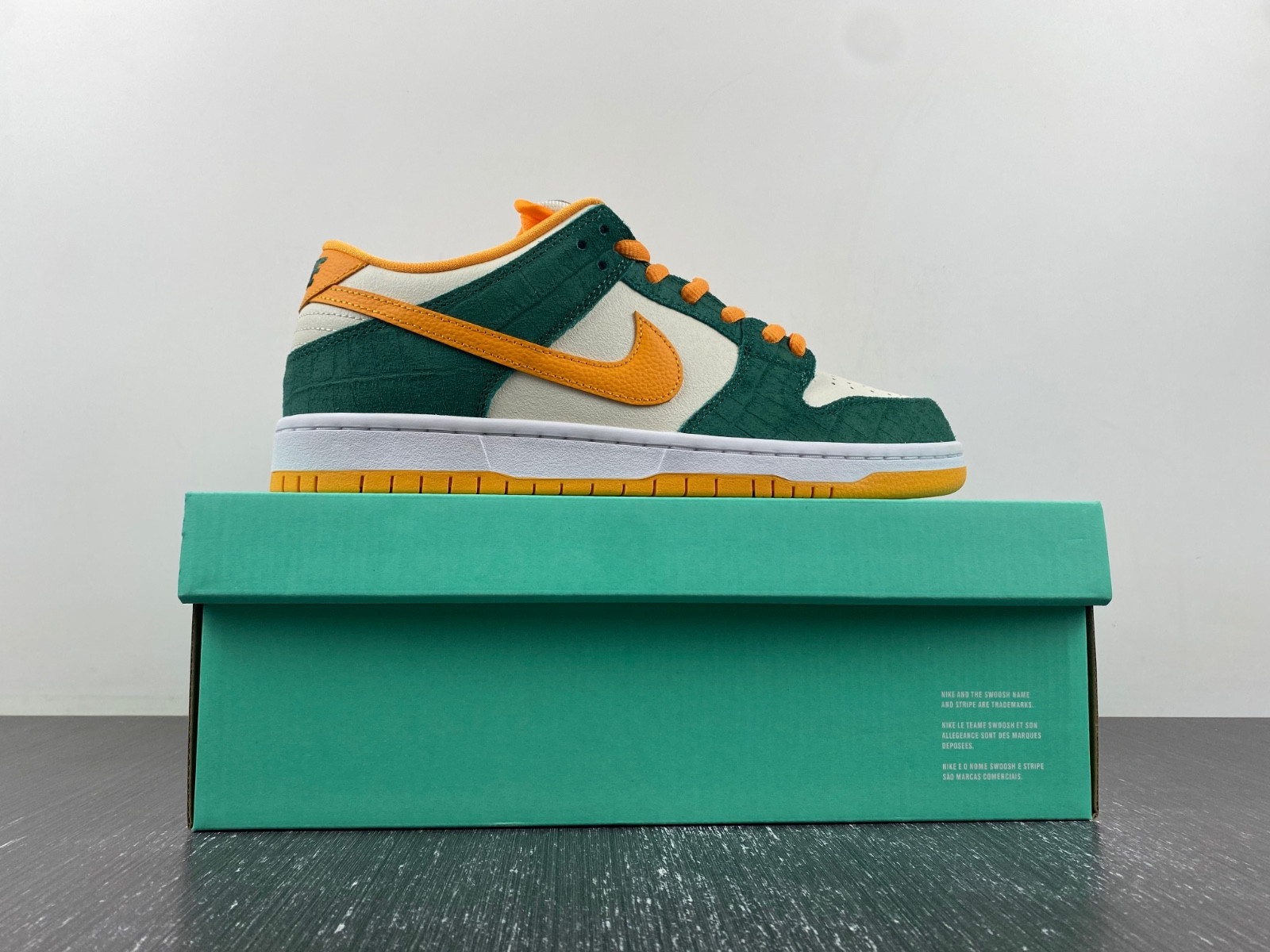 Nike Dunk Low Pro SB