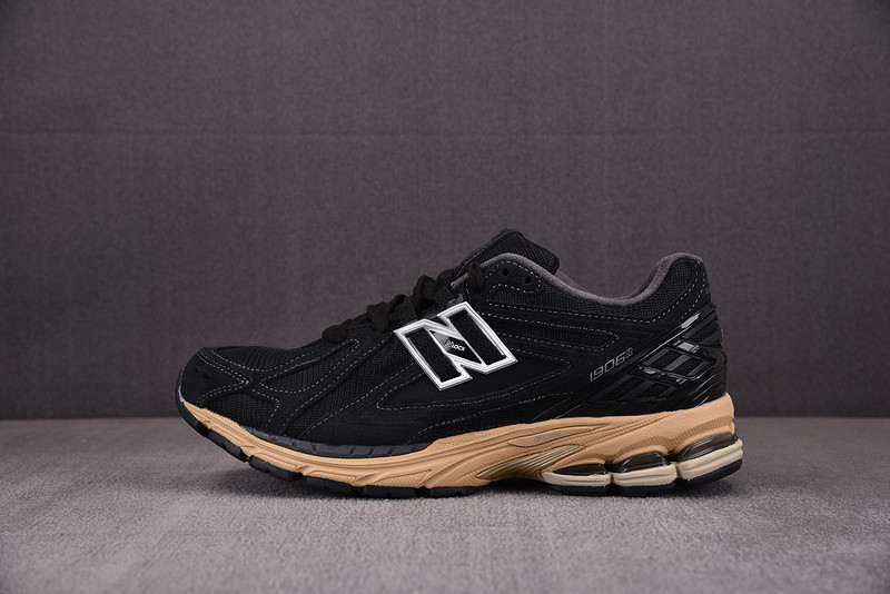 New Balance 1906R
