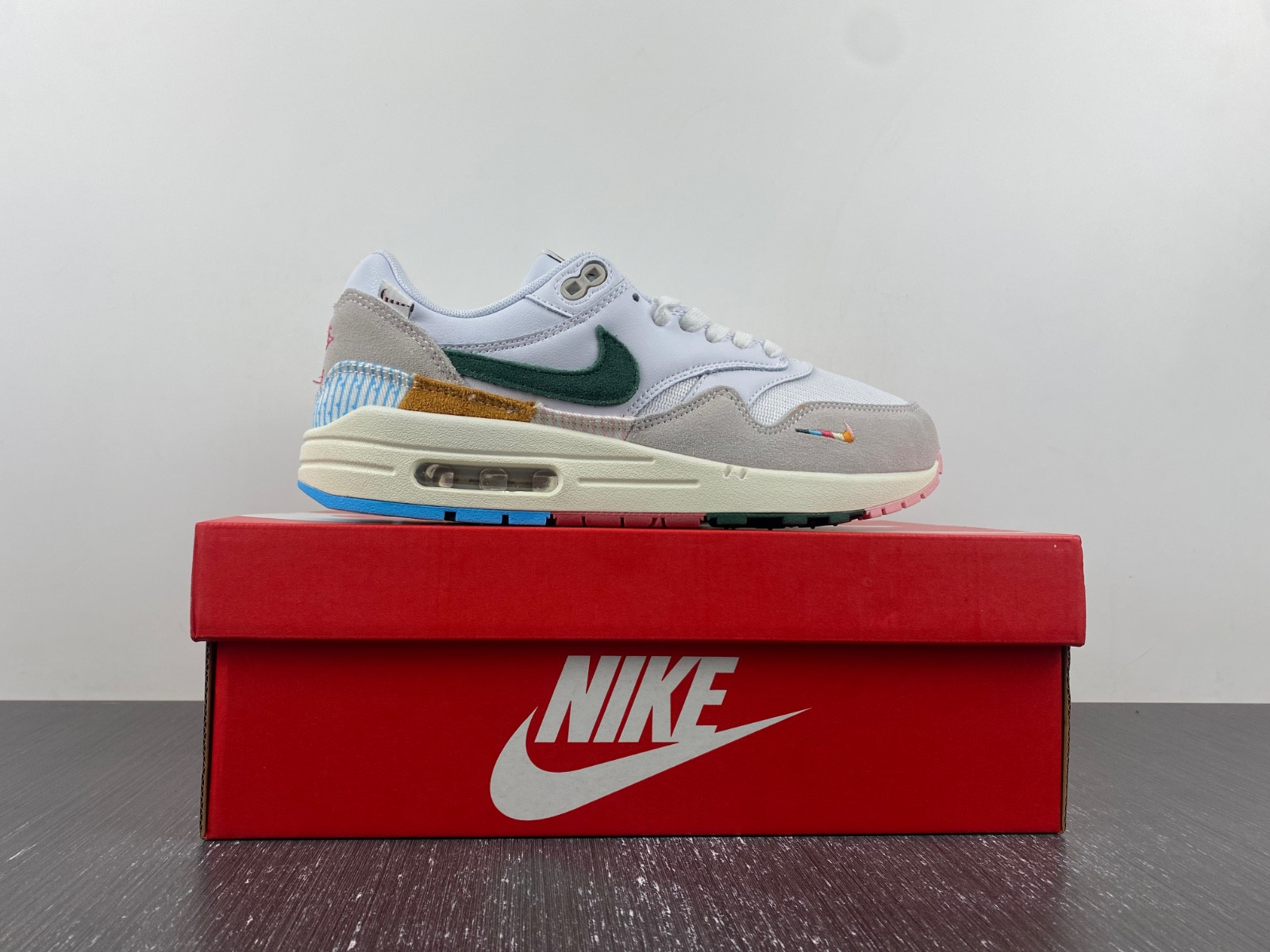 Nike Air Max 1 WMNS "All Petals United" FQ0256-131
