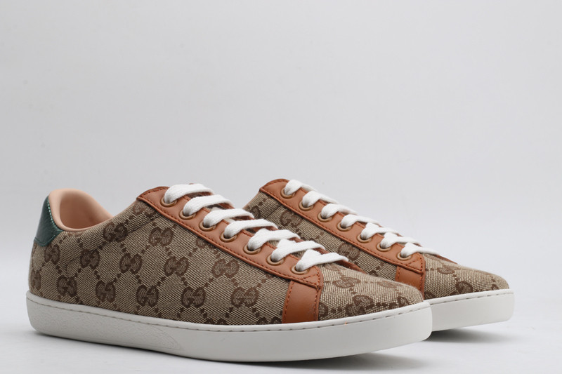 G*u*i sneakers