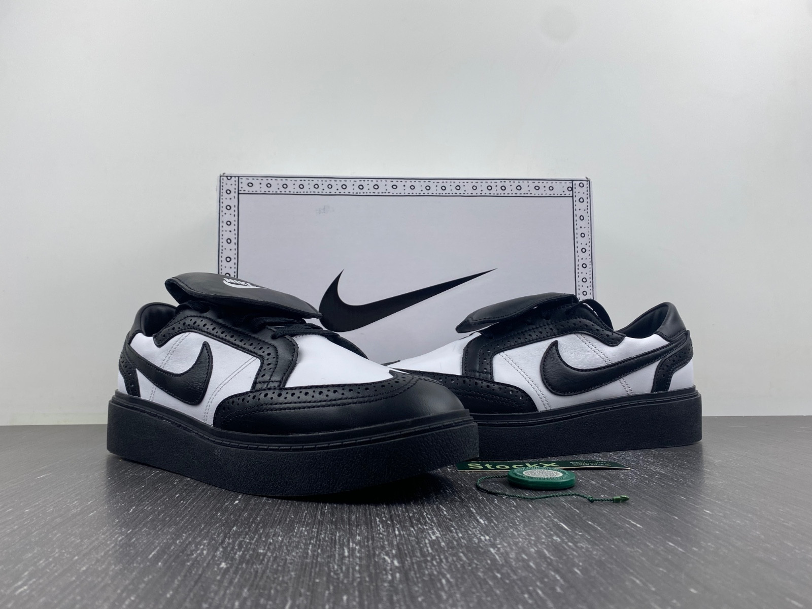 G-Dragon x Nike Kwondo 1 "Panda" DH2482-101