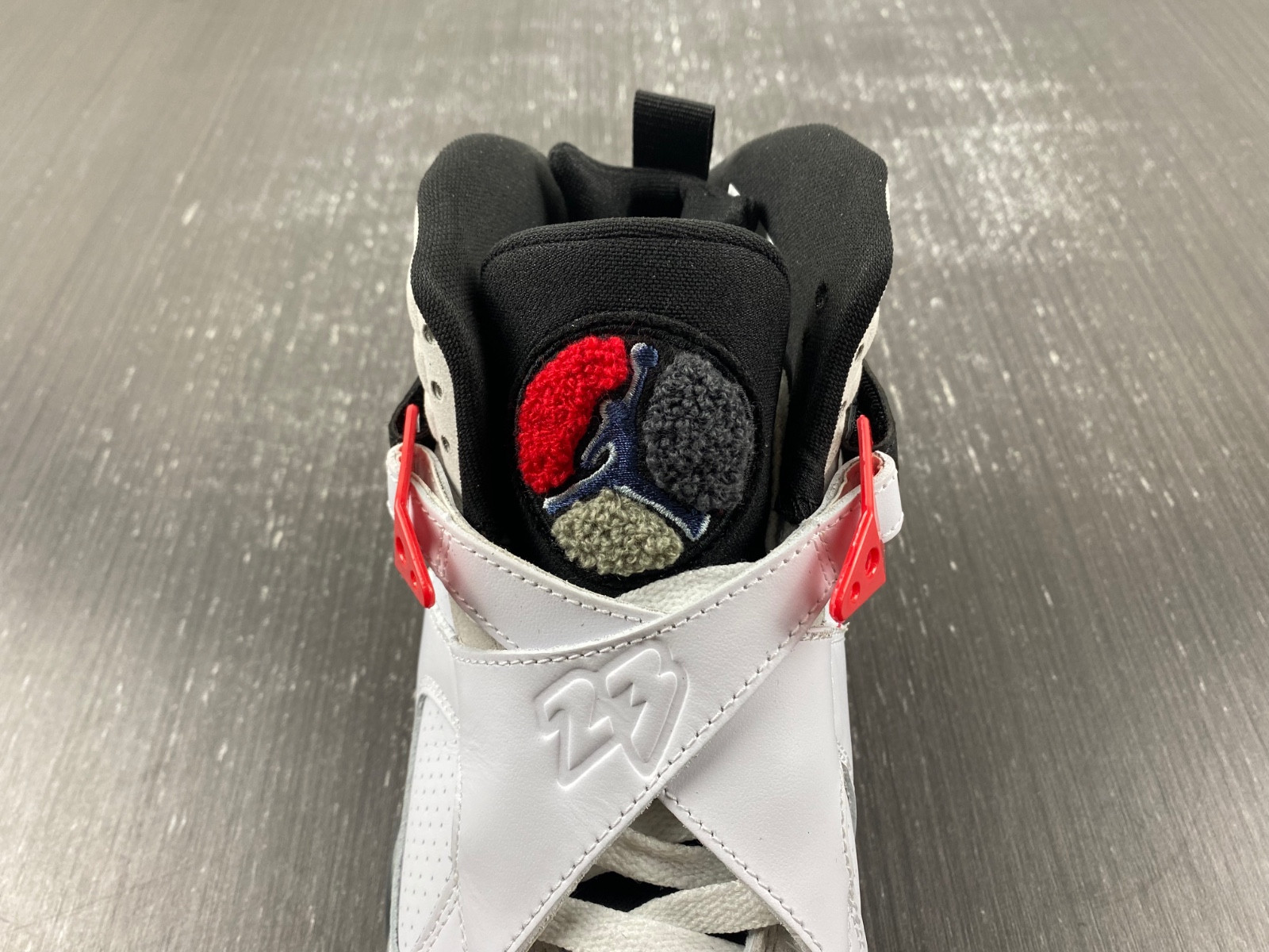 Air Jordan 8 Retro
