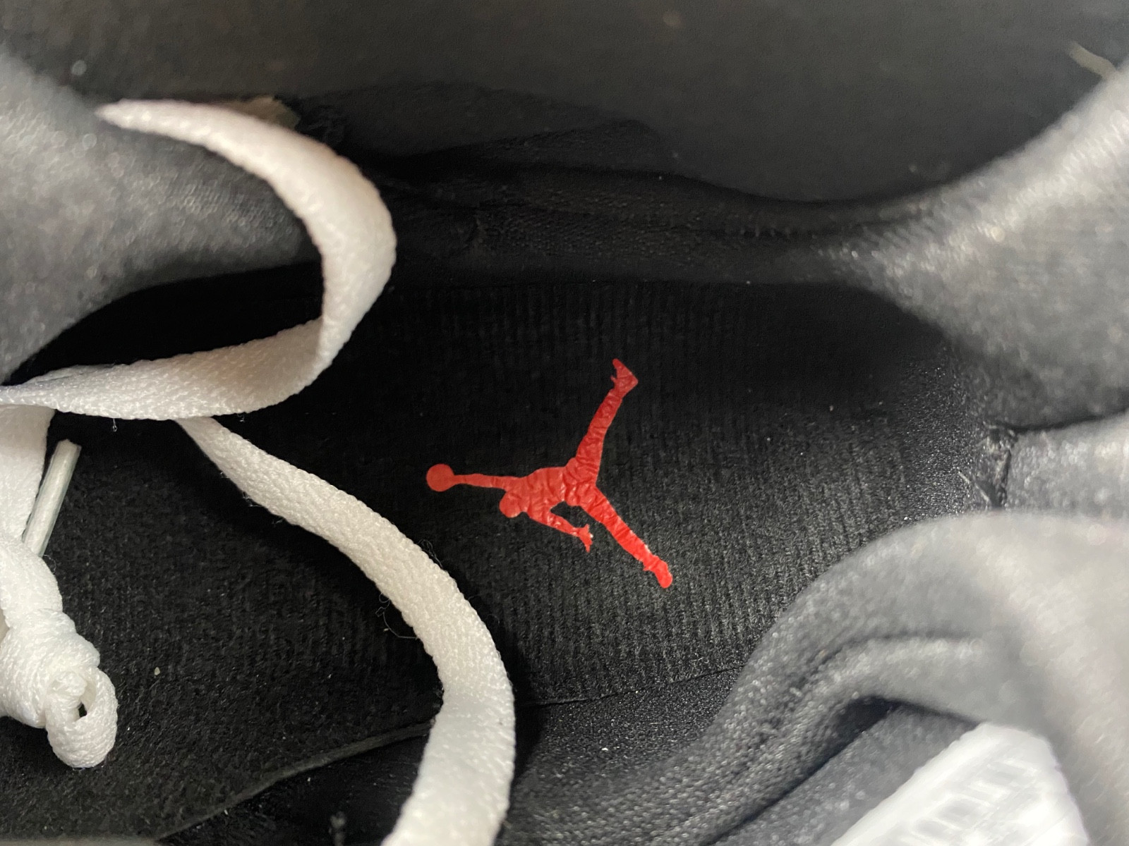 Air Jordan 8 Retro