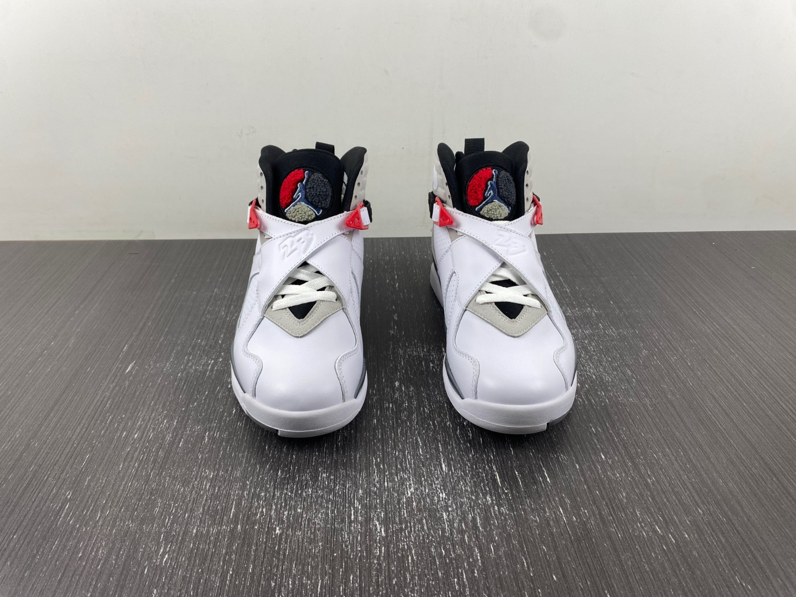 Air Jordan 8 Retro