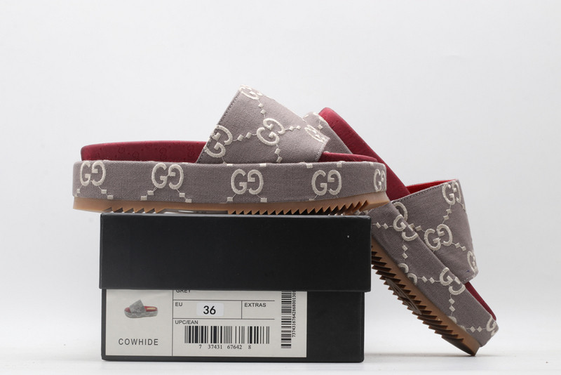 GUC LEATHER SLIDE