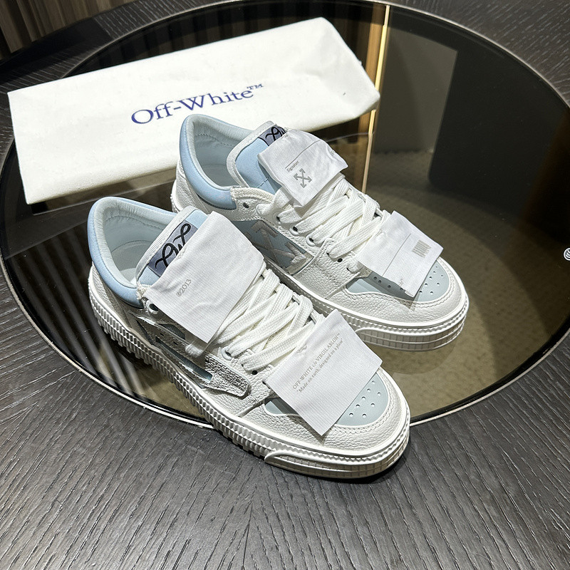 Off-White c/o Virgil Abloh