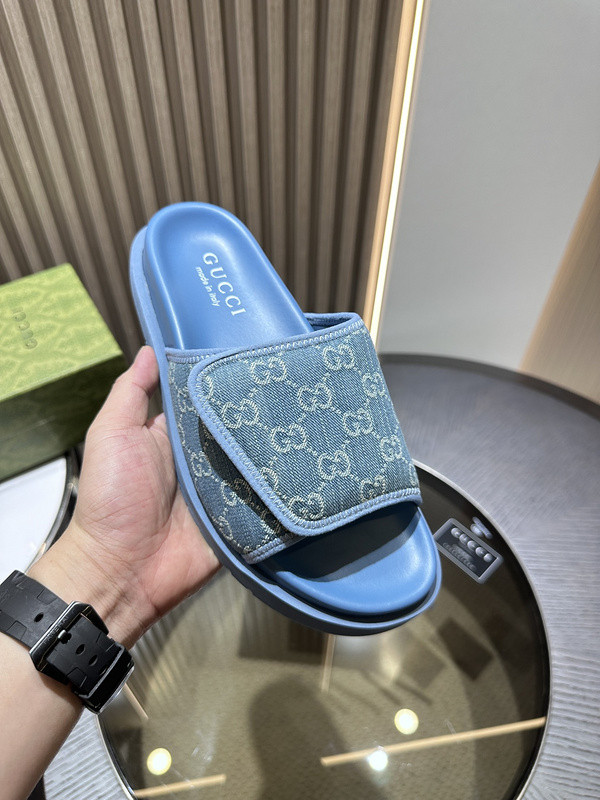 GUC LEATHER SLIDE
