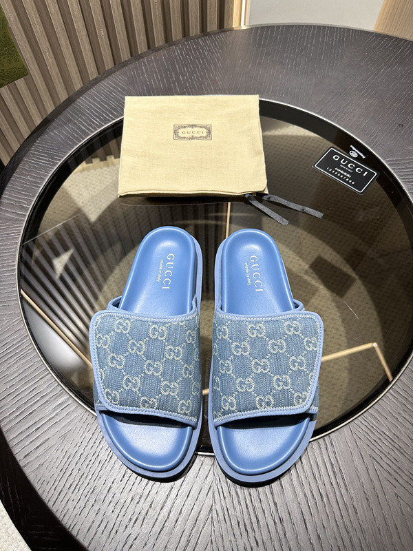 GUC LEATHER SLIDE