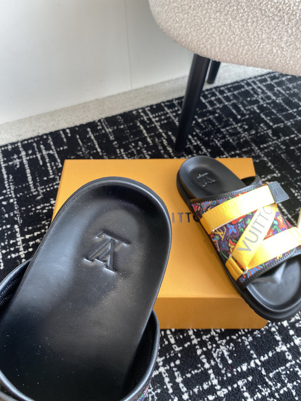 LOU1_TON SLIPPERS