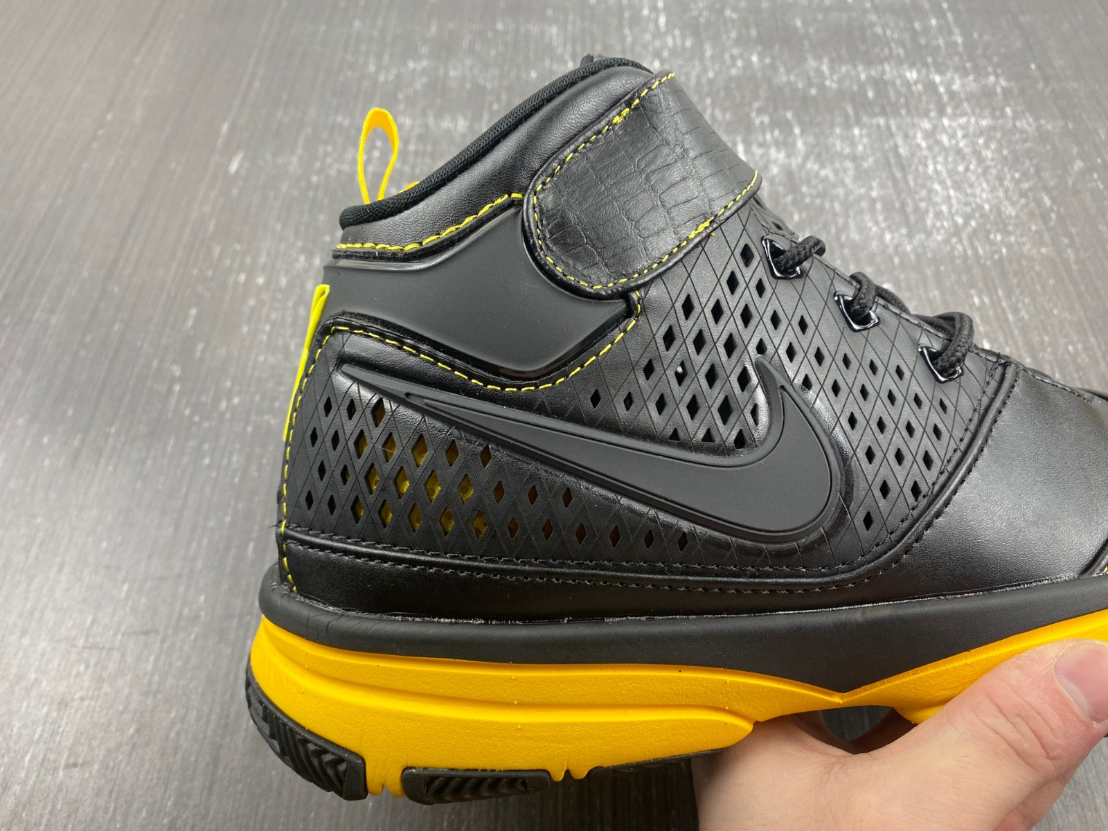 Nike Zoom Kobe 2 Carpe Diem Men