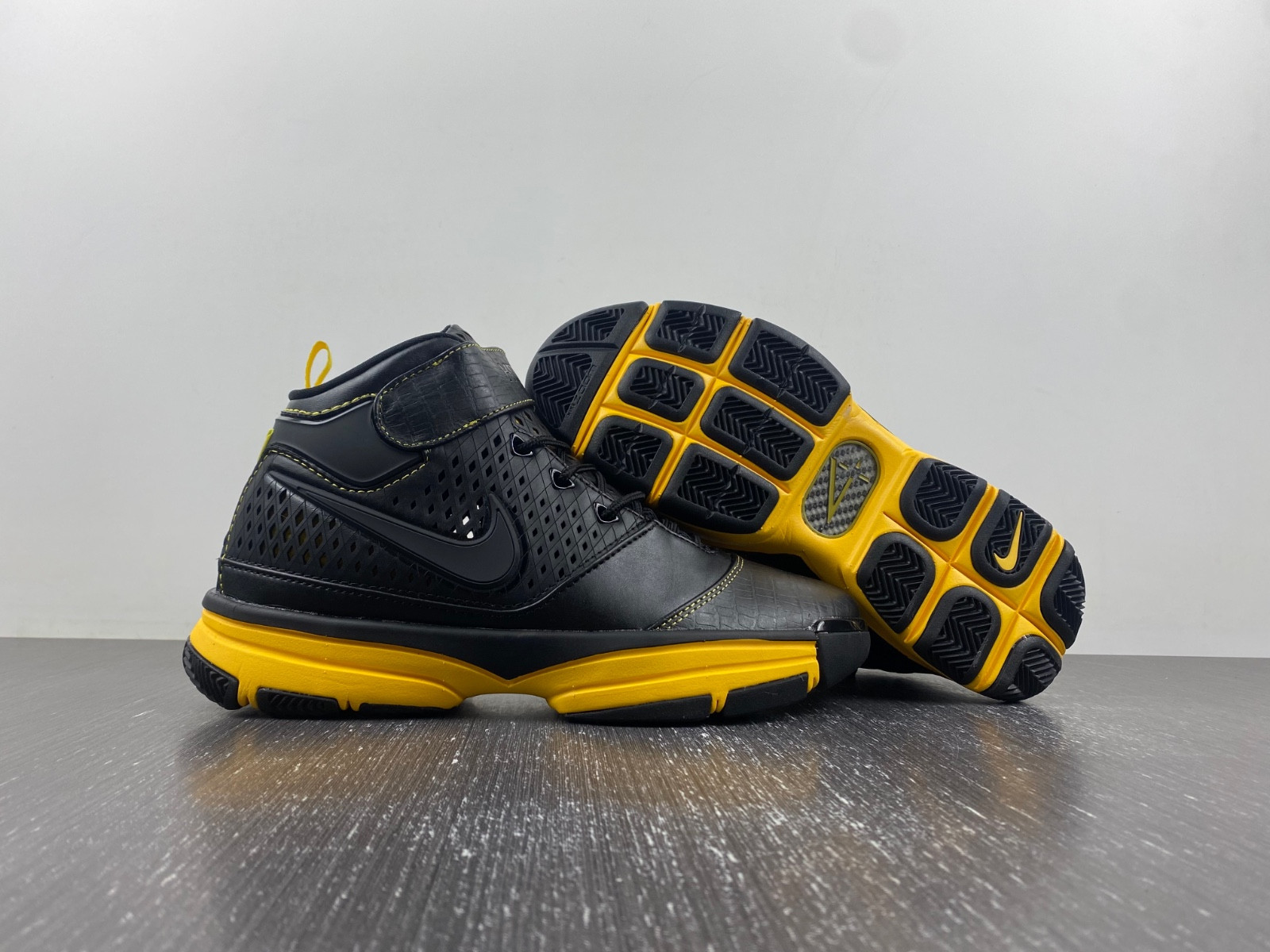Nike Zoom Kobe 2 Carpe Diem Men
