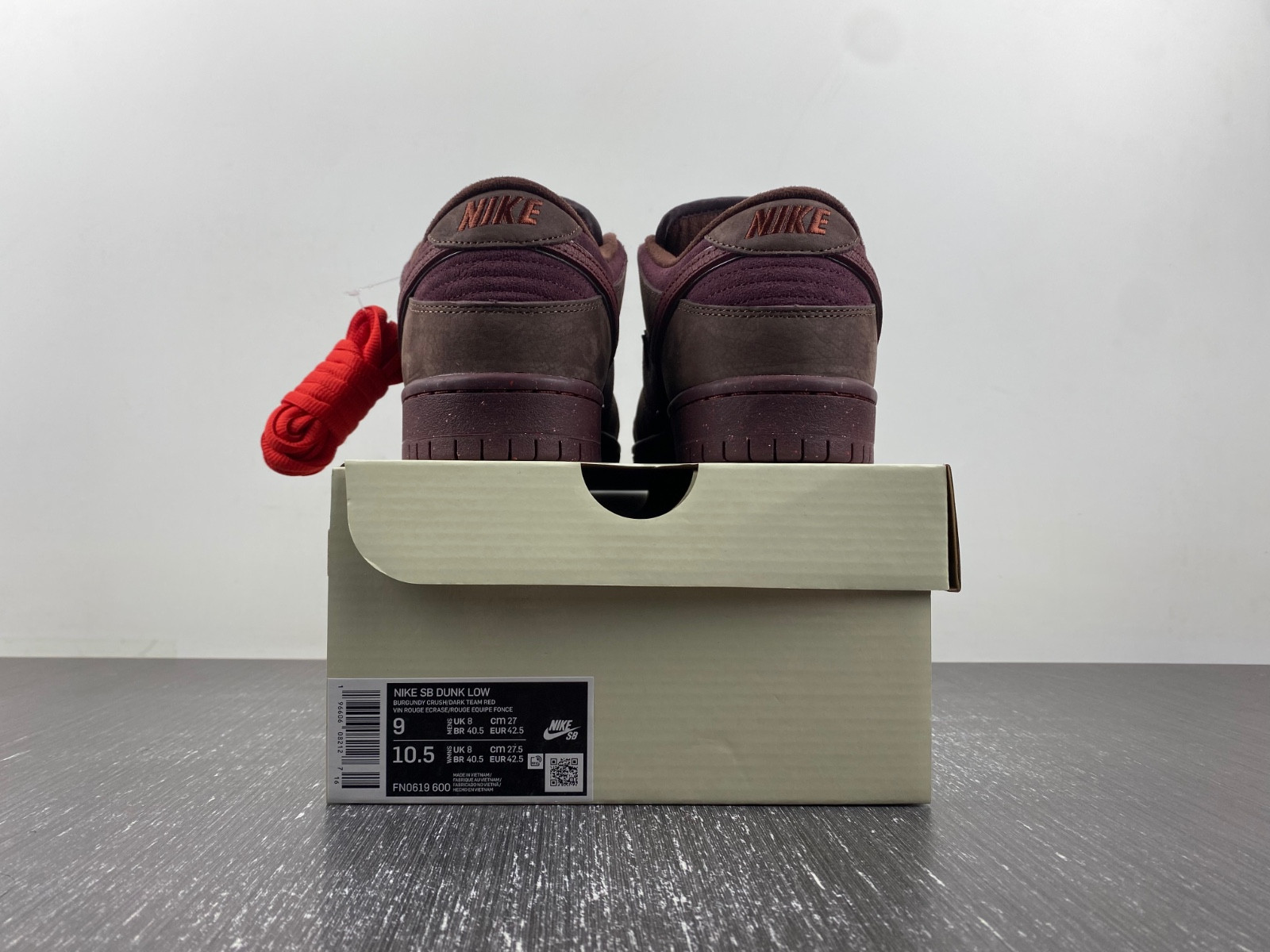 Nike SB Dunk Low Premium Valentine