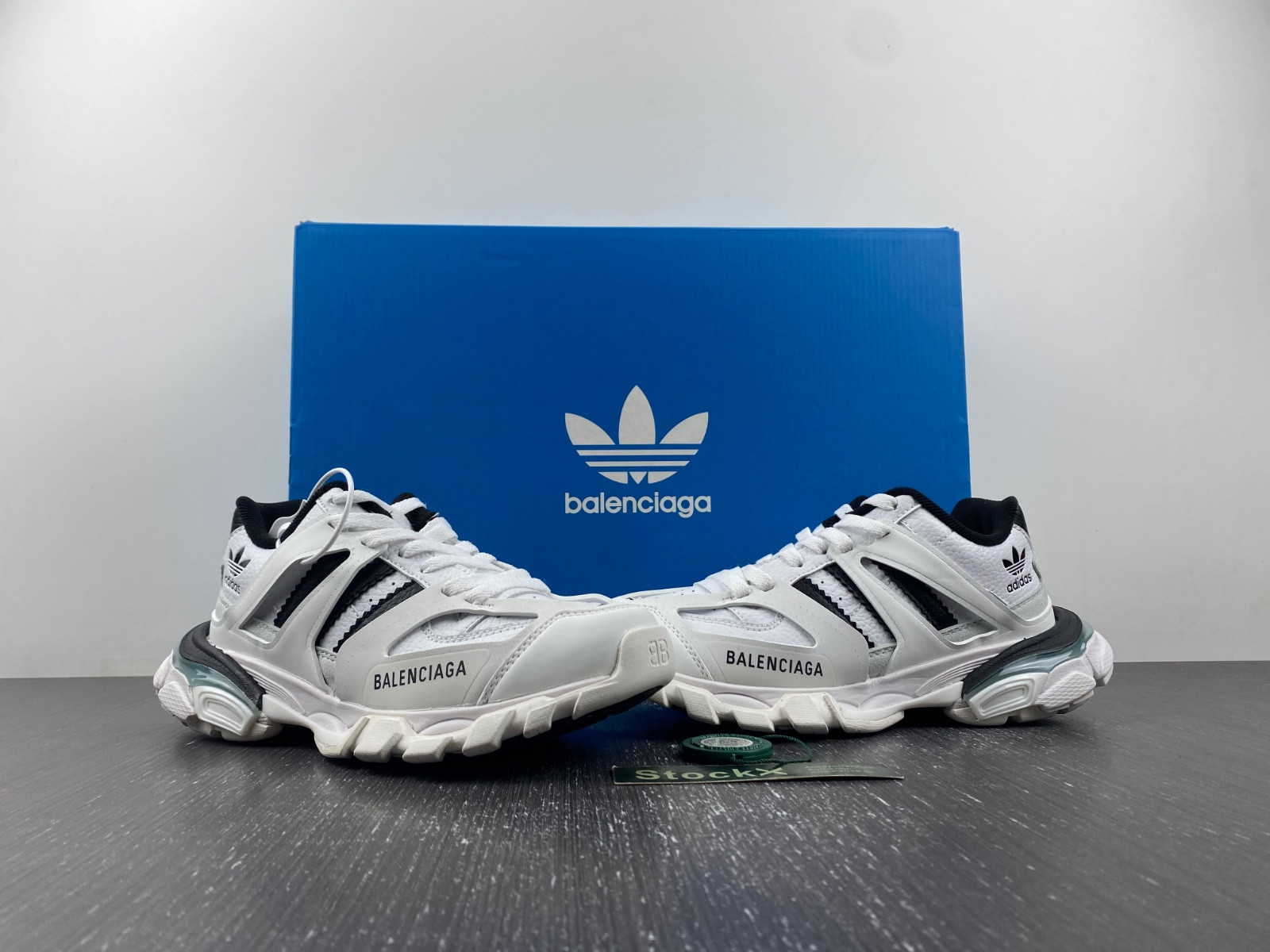 Balenciaga - x Adidas Track Forum sneaker 741107 W3CZ1 9010