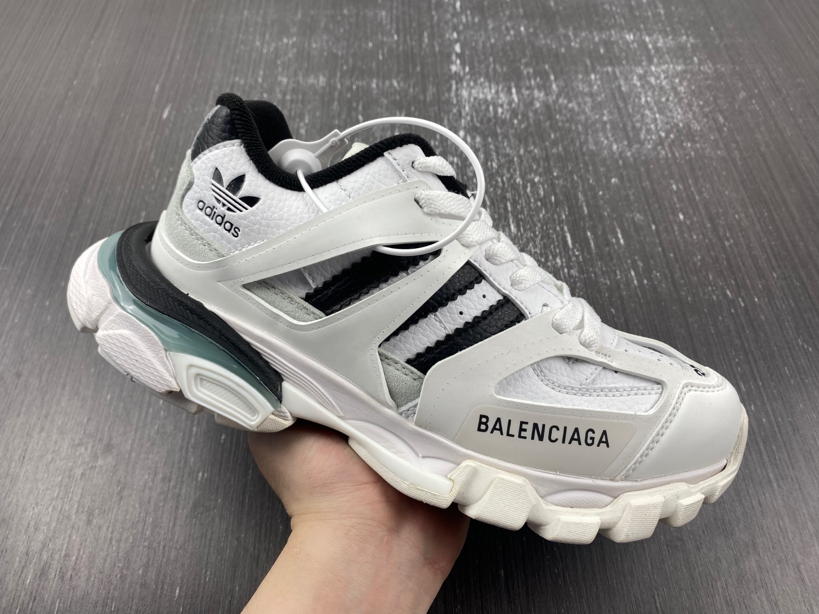 Balenciaga - x Adidas Track Forum sneaker 741107 W3CZ1 9010