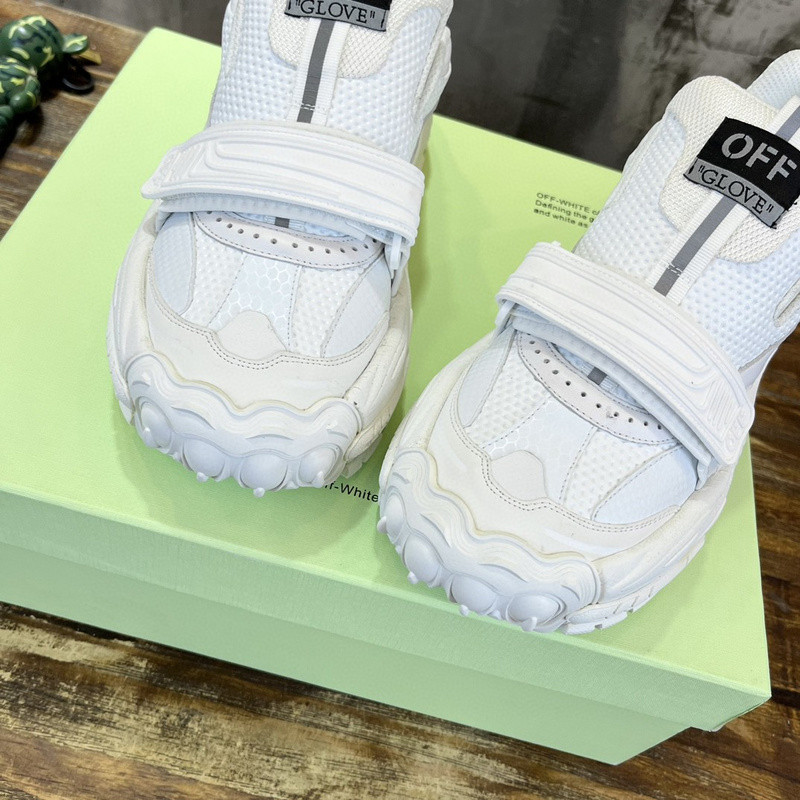GLOVE SLIP ON in white