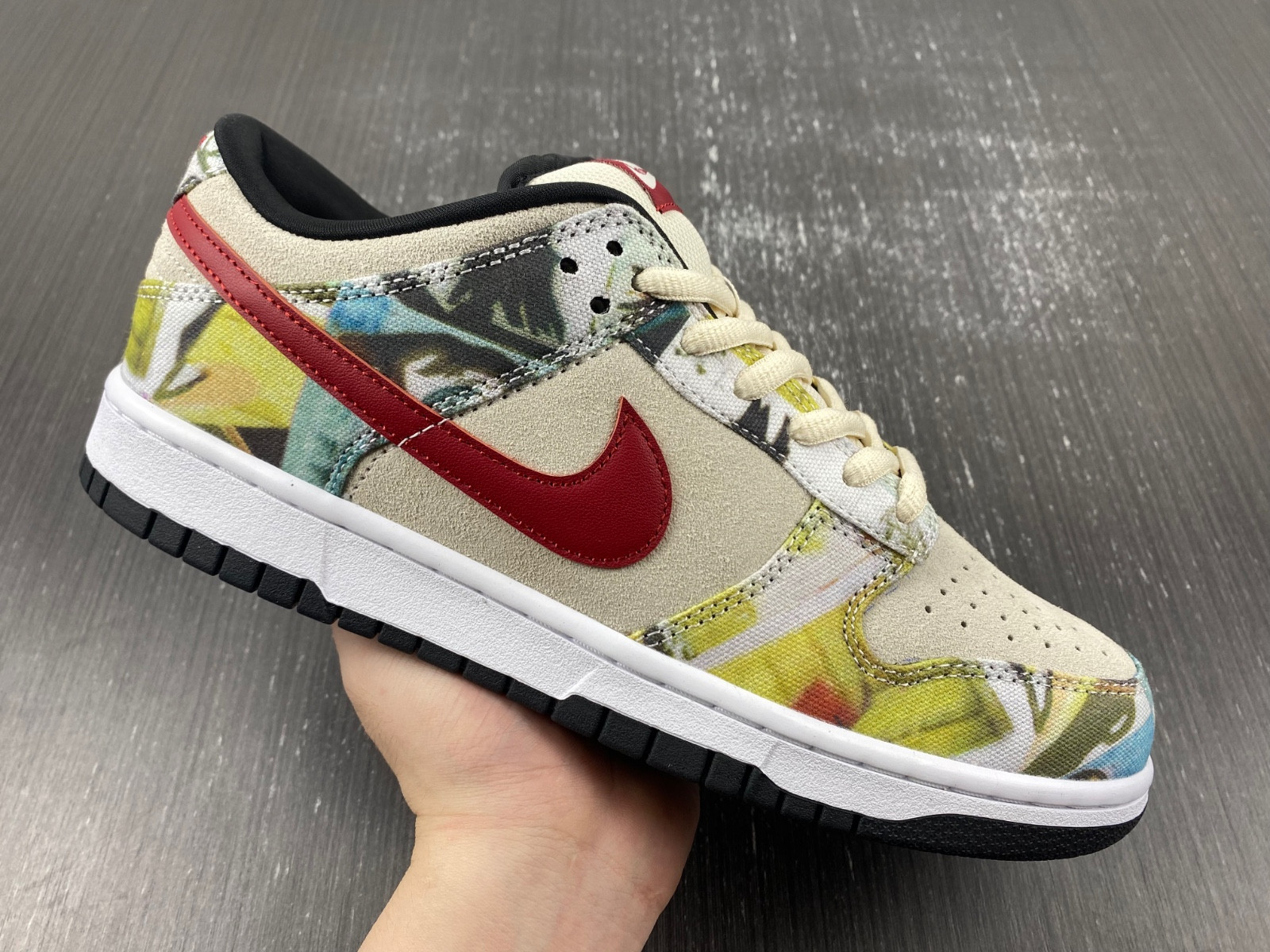 Nike SB Dunk Low Paris Men