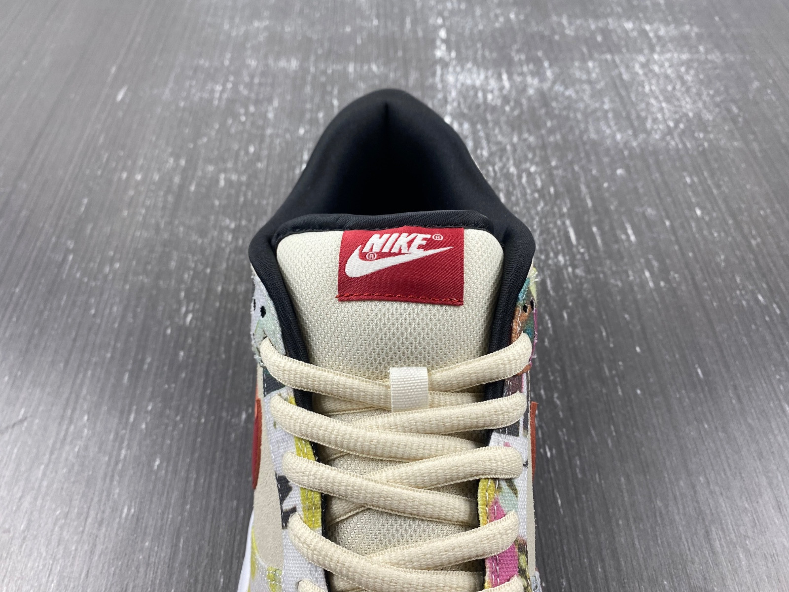 Nike SB Dunk Low Paris Men