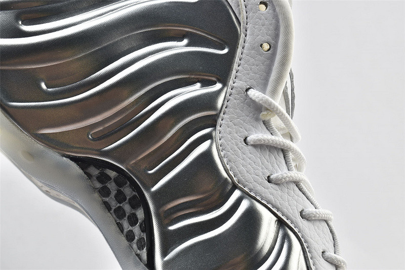 Nike Air Foamposite One Chrome White AA3963-100