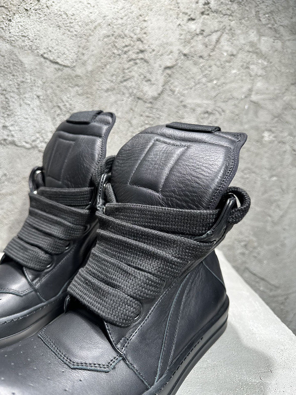 RICK 0WENS SNEAKERS
