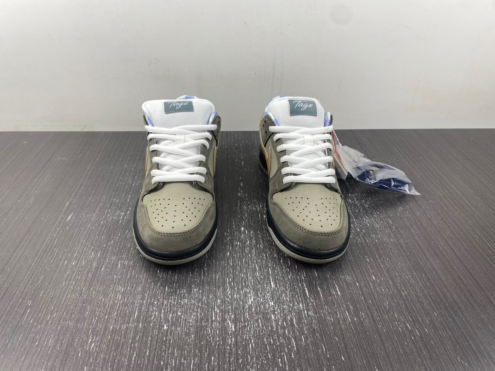 Nike Dunk Low " Grey Lobster" BV1310-105