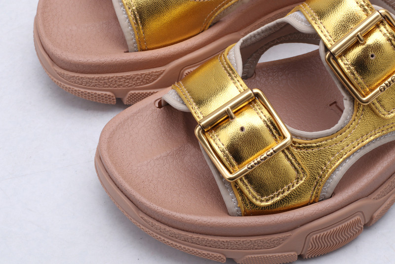 GUC LEATHER SLIDE