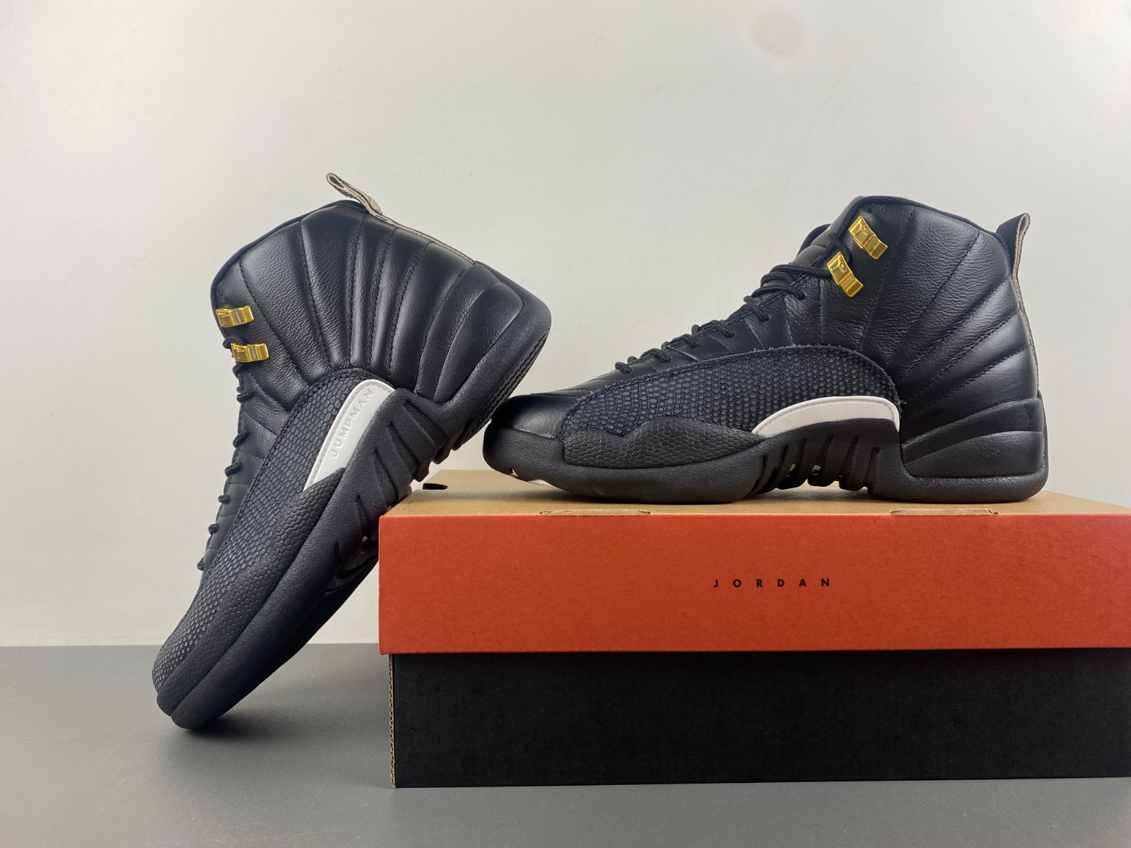 Air Jordan 12 Retro