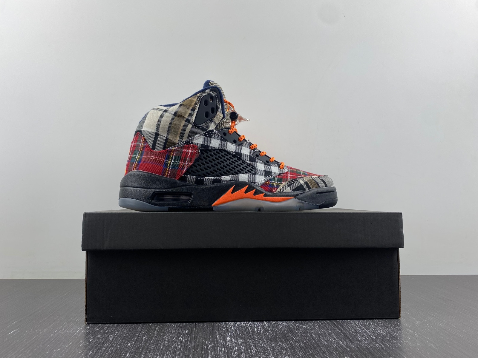 Air Jordan 5 Retro