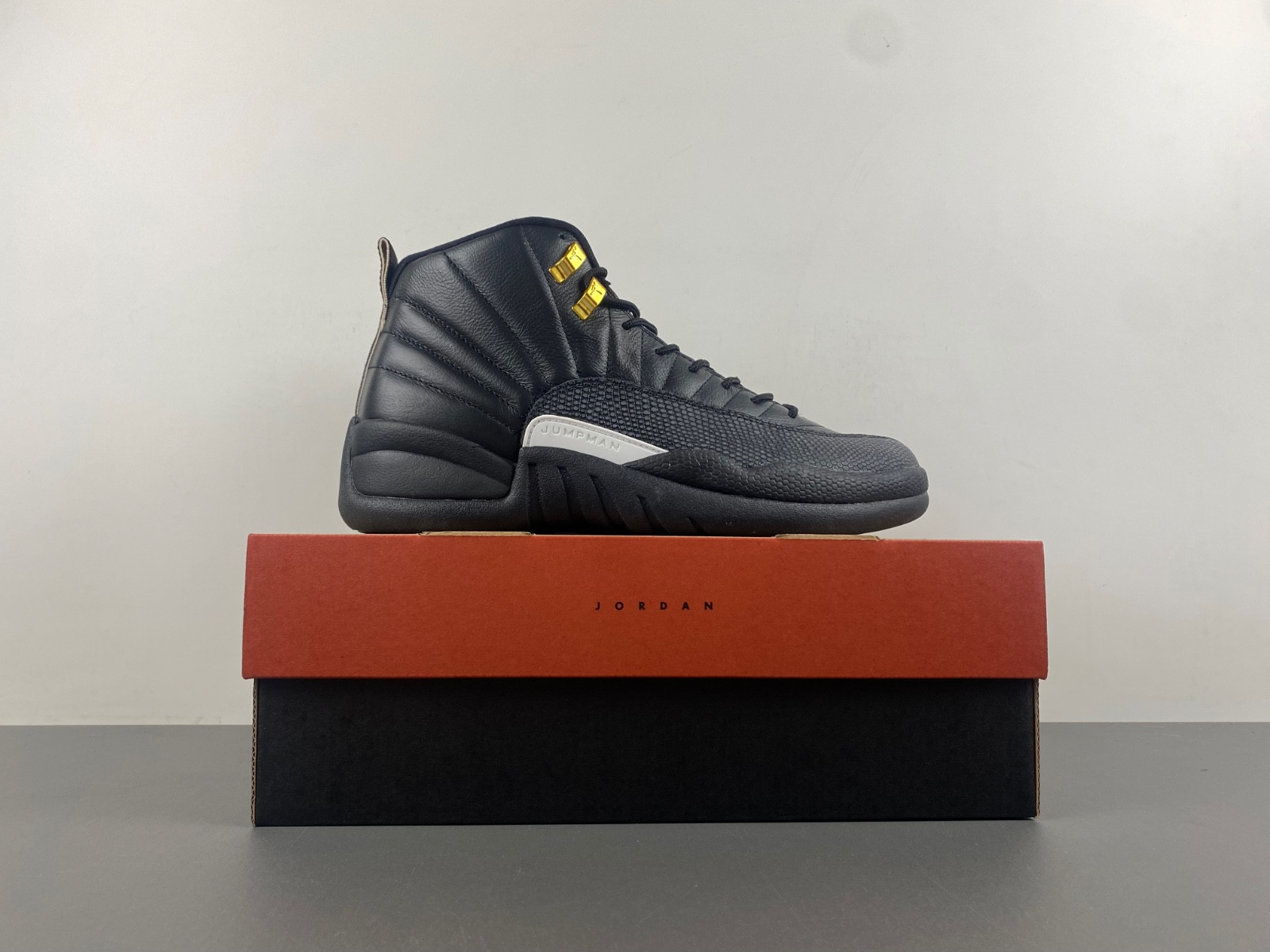 Air Jordan 12 Retro