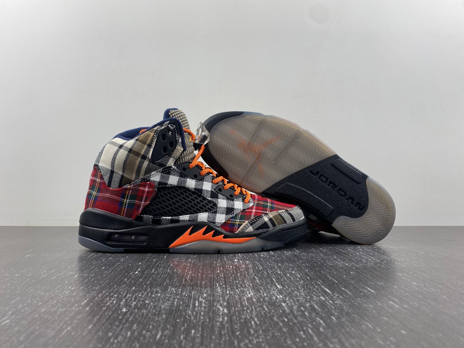 Air Jordan 5 Retro