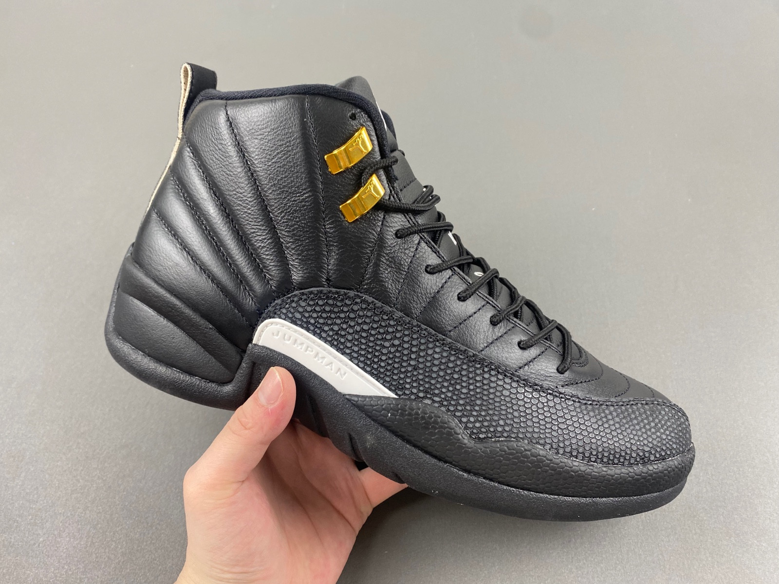 Air Jordan 12 Retro