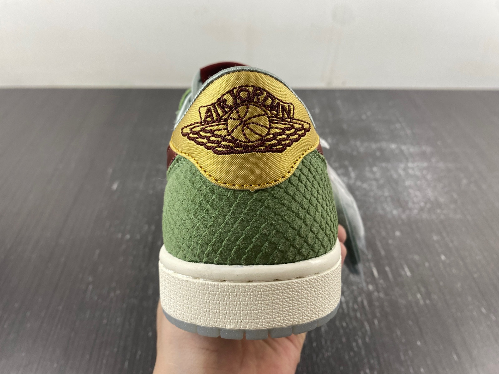 Air Jordan 1 Low OG Year of the Dragon FN3727-100