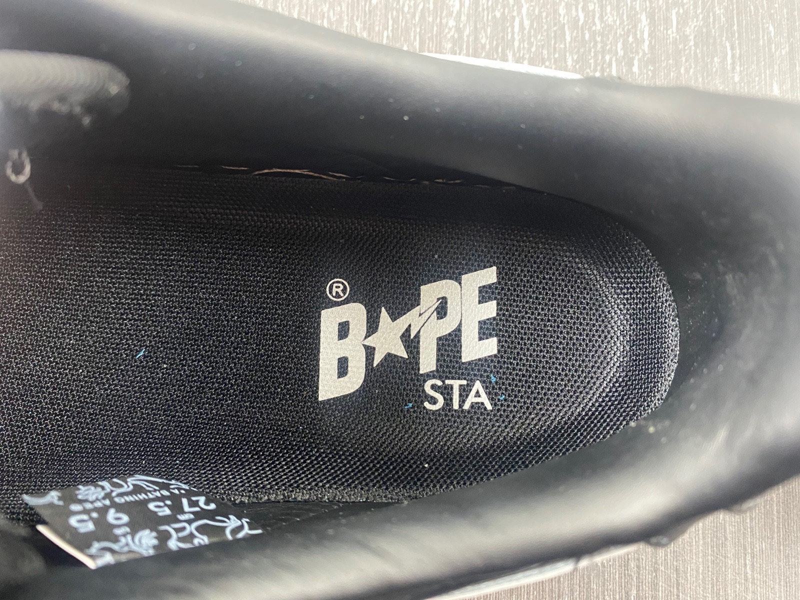 BAPE SNEAKERS