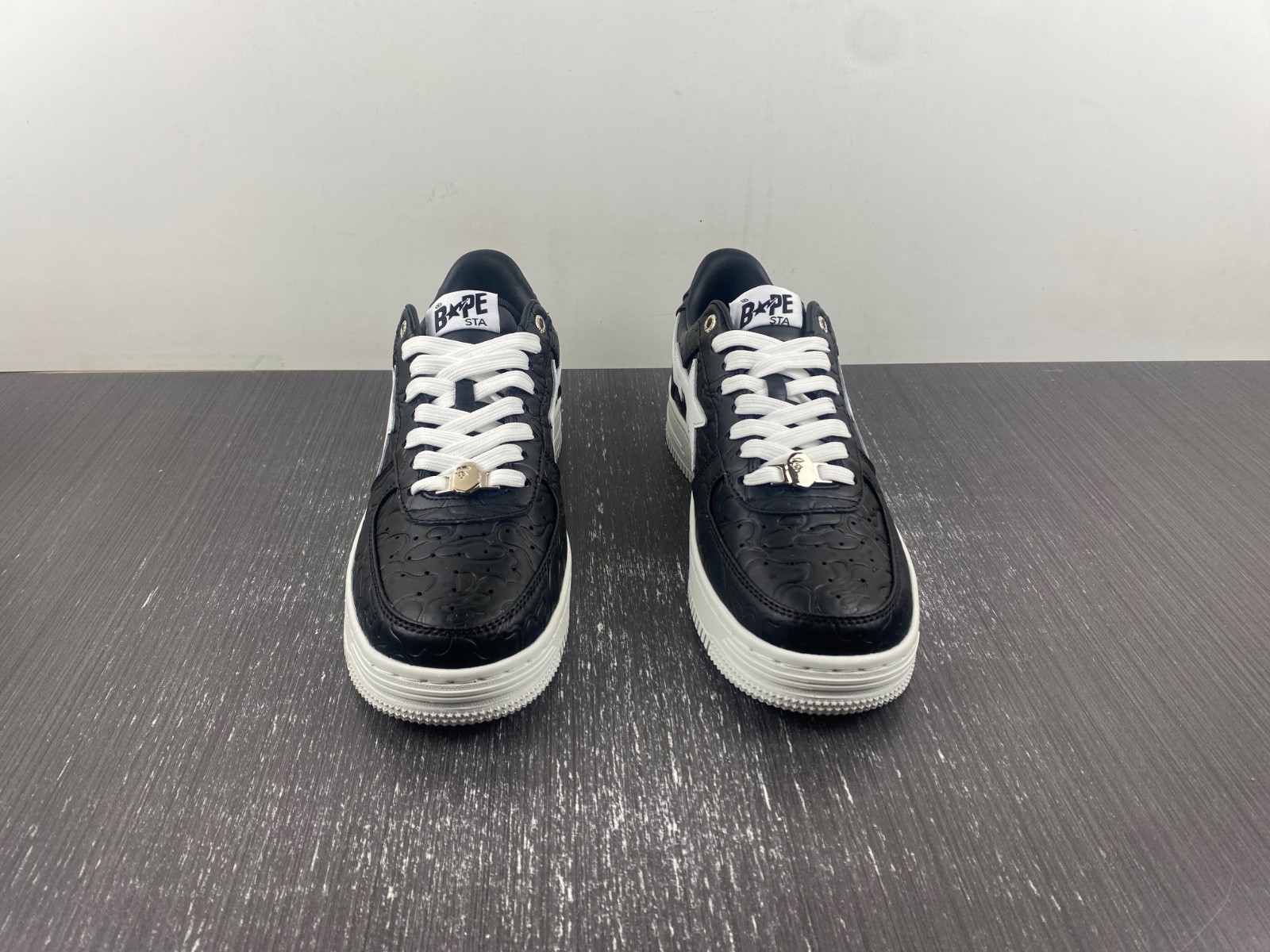 BAPE SNEAKERS
