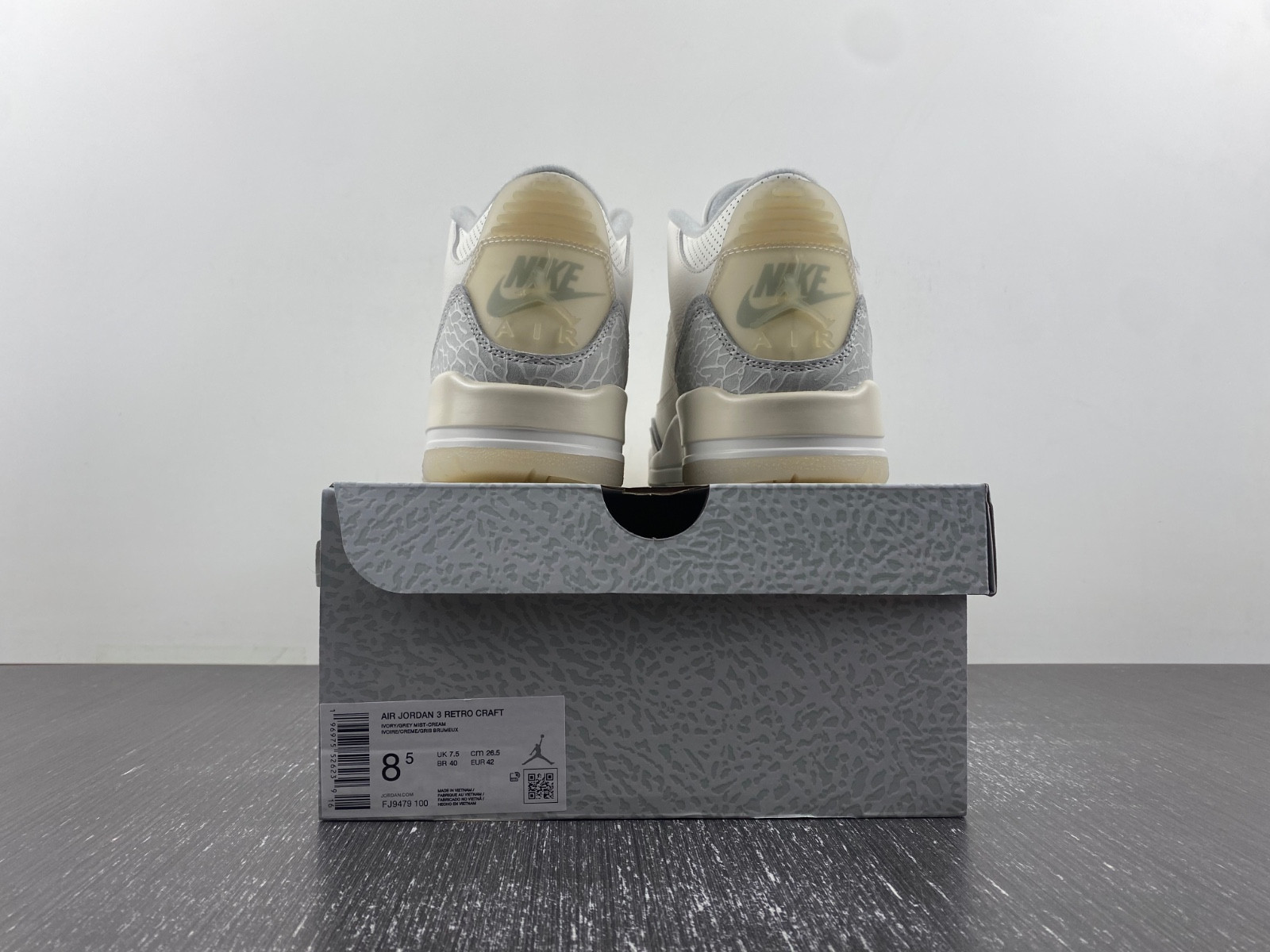 Air Jordan 3 Craft 