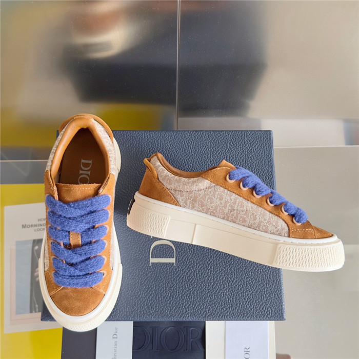 DR B33 SNEAKER