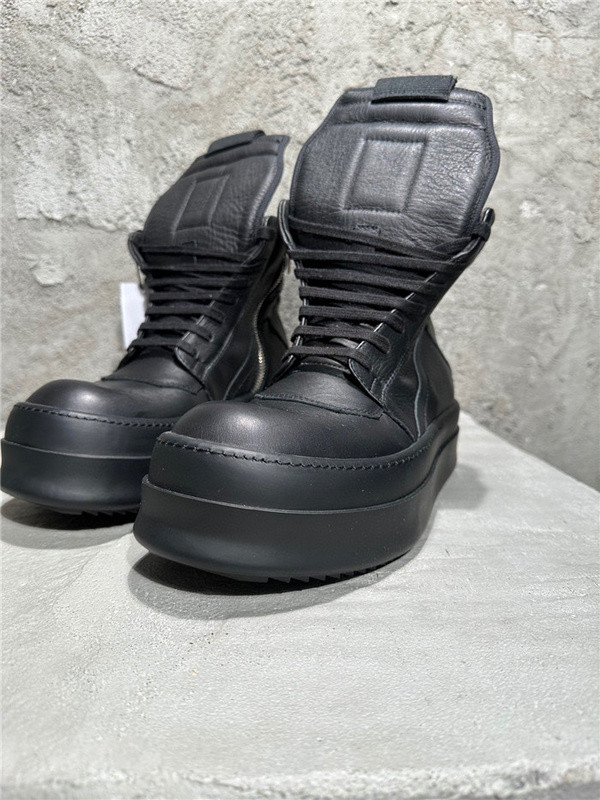 RICK 0WENS SNEAKERS
