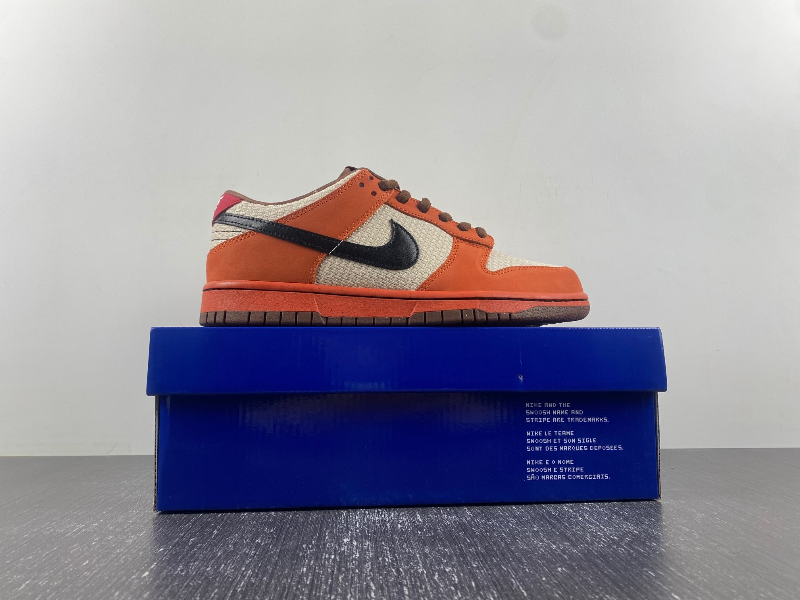 Nike SB Dunk Low Top Ramen Men