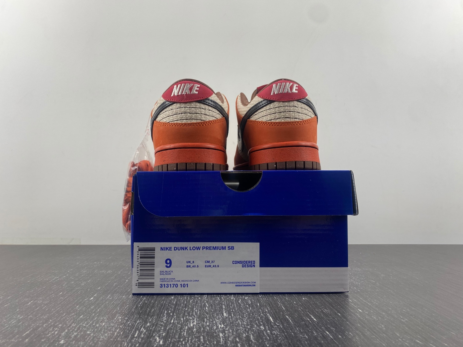 Nike SB Dunk Low Top Ramen Men