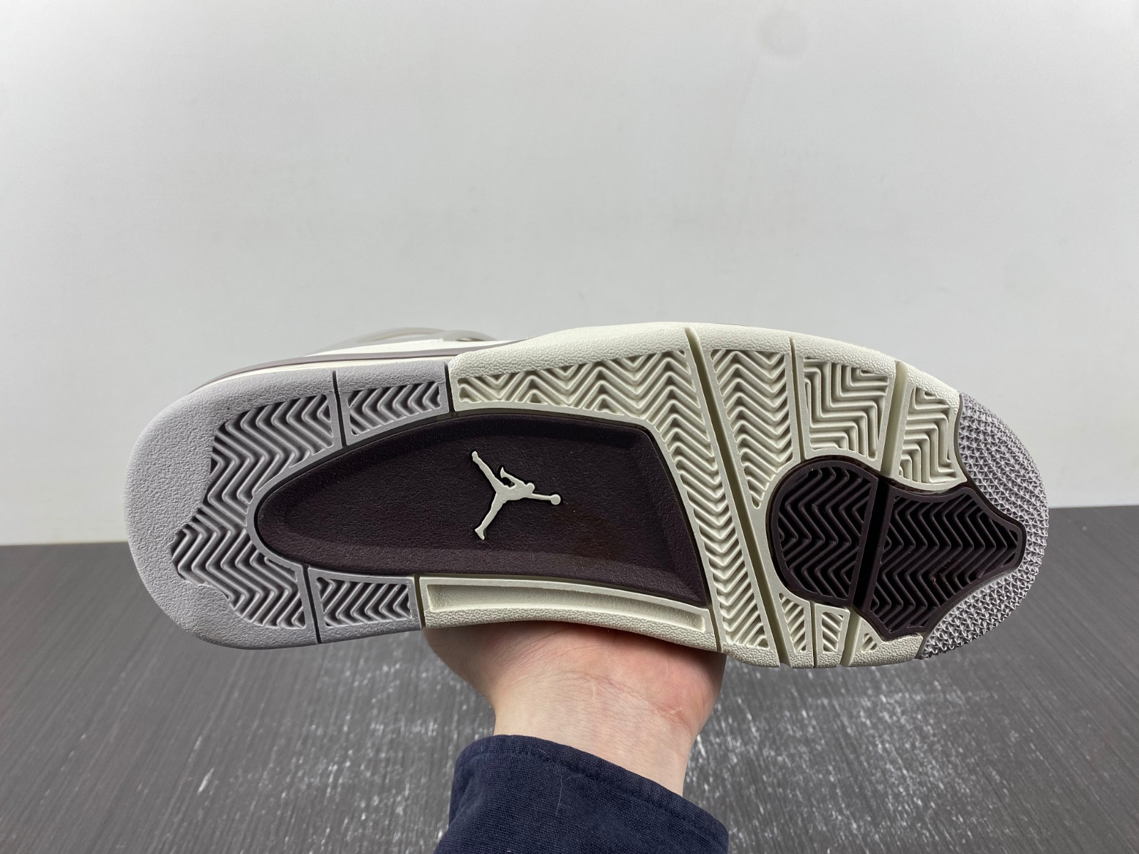 A Ma Maniere x Air Jordan 4 "Phantom" FZ4810-001