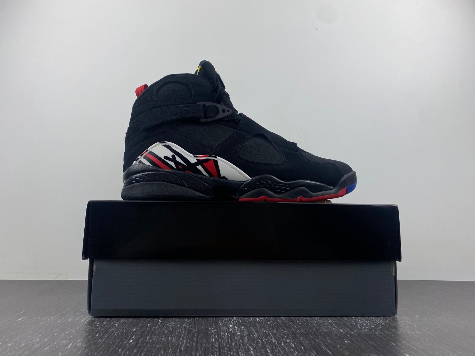 Air Jordan 8 Retro