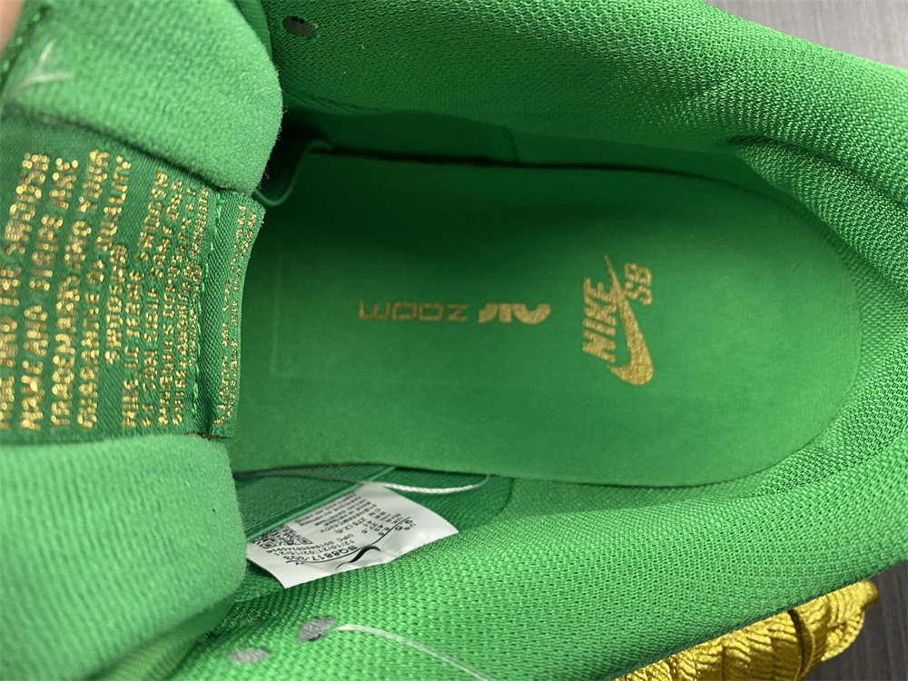 Nike SB Dunk Low Pro St. Patrick