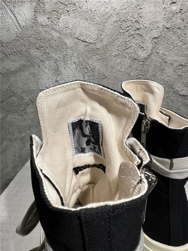 RICK 0WENS SNEAKERS